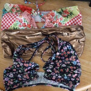 SHEIN Red and Gold Bundle Of 3 Swimsuit Tops